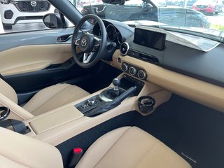 Mazda MX-5 RF GT 2025 à Boucherville, Québec - 6 - w320h240px