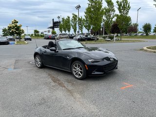 Mazda MX-5 GX, TRÈS BAS KM 2016 à Boucherville, Québec - 3 - w320h240px