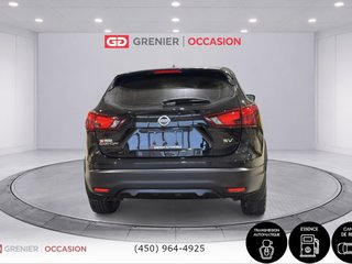 Nissan Qashqai SV Toit Ouvrant Bas Kilométrage 2017 à Terrebonne, Québec - 4 - w320h240px
