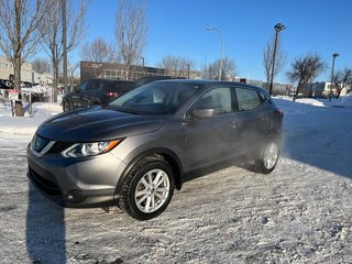 2019 Nissan Qashqai S / AWD / BAS KM / AUBAINE in Boucherville, Quebec - 3 - w320h240px