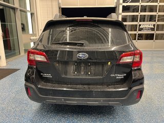 2018 Subaru Outback Limited in Boucherville, Quebec - 6 - w320h240px