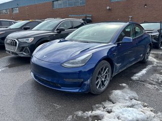 Tesla Model 3 Standard range 2022 à Montréal, Québec - 3 - w320h240px