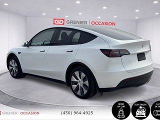 2023 Tesla Model Y Cuir Toit Vitré in Terrebonne, Quebec - 4 - w320h240px