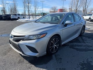 Toyota Camry HYBRID SE TOIT OUVRANT CUIRE 2020 à Boucherville, Québec - 3 - w320h240px