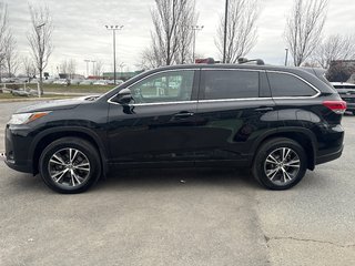 Toyota Highlander LE, AWD, 8 PASSAGERS 2019 à Boucherville, Québec - 5 - w320h240px