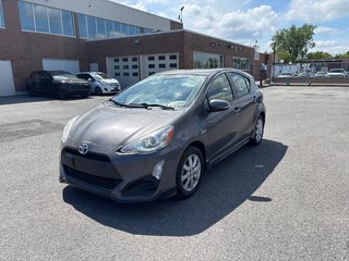 2017 Toyota Prius C in Montreal, Quebec - 3 - w320h240px