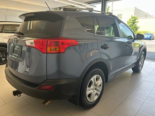 2013 Toyota RAV4 LE in Boucherville, Quebec - 5 - w320h240px