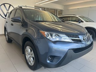 2013 Toyota RAV4 LE in Boucherville, Quebec - 4 - w320h240px