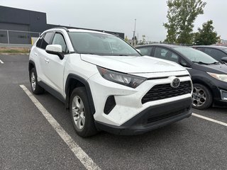 Toyota RAV4 LE AWD 2019 à Boucherville, Québec - 3 - w320h240px