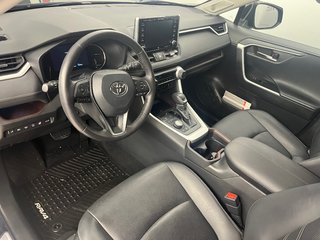 Toyota RAV4 Limited 2021 à Boucherville, Québec - 4 - w320h240px