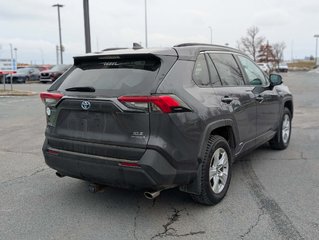 Toyota RAV4 HYBRIDE XLE JAMAIS ACCIDENTÉ TOIT OUVRANT 2021 à Boucherville, Québec - 2 - w320h240px