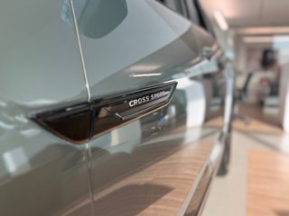 Volkswagen Atlas Cross Sport Comfortline R-Line Black Edition 2025 à Boucherville, Québec - 4 - w320h240px