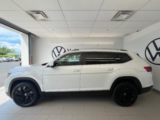 Volkswagen Atlas Highline 2024 à Boucherville, Québec - 2 - w320h240px