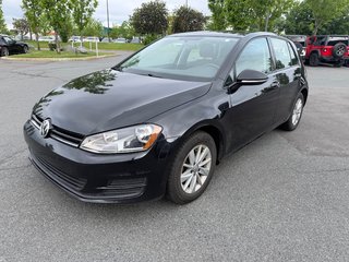 2015 Volkswagen Golf TRENDLINE in Boucherville, Quebec - 4 - w320h240px