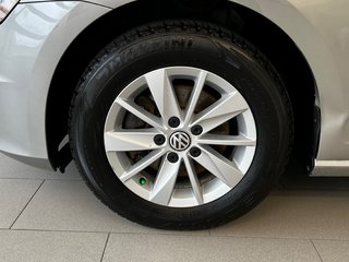 Volkswagen Golf TRENDLINE 2016 à Boucherville, Québec - 3 - w320h240px