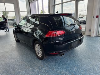 2016 Volkswagen Golf TRENDLINE in Boucherville, Quebec - 5 - w320h240px