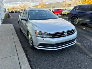 2016 Volkswagen Jetta Sedan in Boucherville, Quebec - 3 - w320h240px