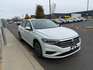 2021 Volkswagen Jetta Highline in Boucherville, Quebec - 5 - w320h240px