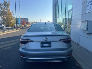 2021 Volkswagen Jetta Highline in Boucherville, Quebec - 5 - w320h240px