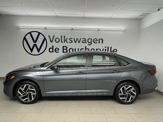 2022 Volkswagen Jetta Highline in Boucherville, Quebec - 2 - w320h240px