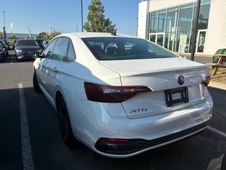Volkswagen Jetta Comfortline 2022 à Boucherville, Québec - 3 - w320h240px