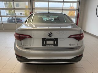 Volkswagen Jetta Trendline 2024 à Boucherville, Québec - 3 - w320h240px