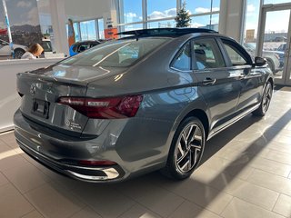 Volkswagen Jetta Highline 2024 à Boucherville, Québec - 4 - w320h240px