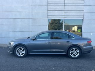 2021 Volkswagen Passat Jetta/Passat Highline in Boucherville, Quebec - 3 - w320h240px