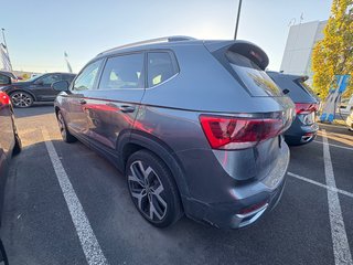 2022 Volkswagen Taos Highline in Boucherville, Quebec - 5 - w320h240px