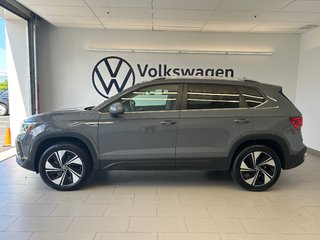2023 Volkswagen Taos HIGHLINE in Boucherville, Quebec - 4 - w320h240px