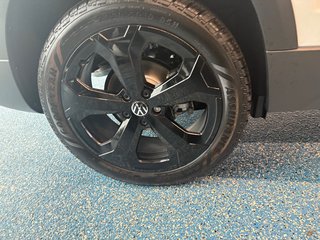 Volkswagen Taos Comfortline Black Edition 2025 à Boucherville, Québec - 3 - w320h240px