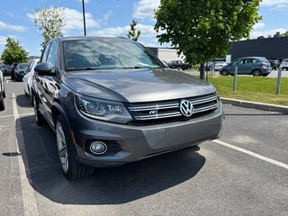 2015 Volkswagen Tiguan HIGHLINE R-LINE in Boucherville, Quebec - 3 - w320h240px
