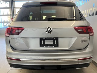 2021 Volkswagen Tiguan Highline in Boucherville, Quebec - 3 - w320h240px