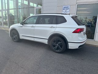 Volkswagen Tiguan Comfortline R-Line Black Edition 2024 à Boucherville, Québec - 4 - w320h240px