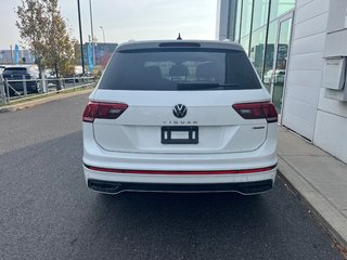 Volkswagen Tiguan Comfortline R-Line Black Edition 2024 à Boucherville, Québec - 5 - w320h240px