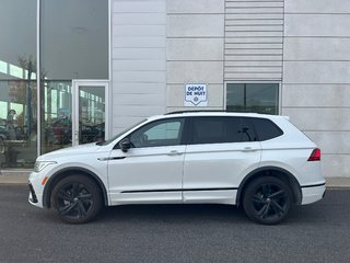 Volkswagen Tiguan Comfortline R-Line Black Edition 2024 à Boucherville, Québec - 3 - w320h240px