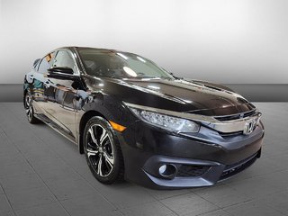 2016  Civic Berline Touring in Chicoutimi, Quebec - 2 - w320h240px