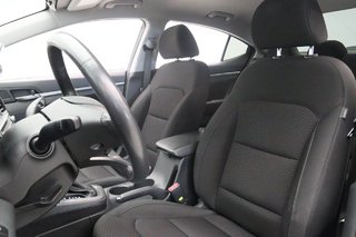 Hyundai Elantra  2020 à Sept-Îles, Québec - 6 - w320h240px