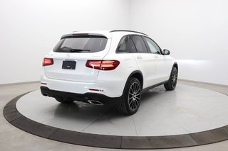 2019  GLC300 4MATIC Automatique Cuir Toit ouvrant in Chicoutimi, Quebec - 4 - w320h240px