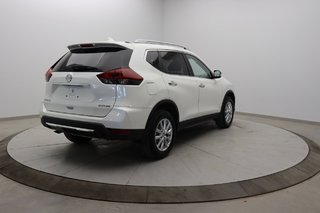 2018 Nissan Rogue in Sept-Îles, Quebec - 4 - w320h240px