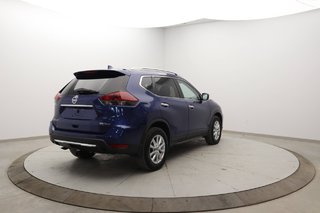 2019 Nissan Rogue in Baie-Comeau, Quebec - 3 - w320h240px