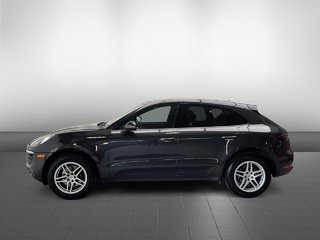 2018  Macan AWD in Chicoutimi, Quebec - 5 - w320h240px