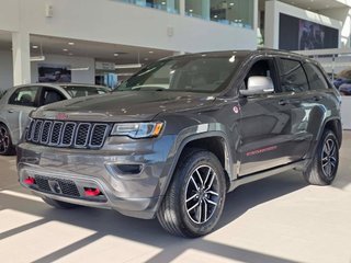 2021 Jeep Grand Cherokee Trailhawk | 4X4 | 8 PNEUS | CUIR | NAV | TOIT PANO | DÉMARREUR | CAMÉRA | CARPLAY +++ in Laval, Quebec - 4 - w320h240px