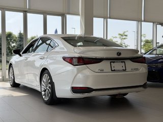 2020 Lexus ES 300h | TOIT | CUIR | NAV | CARPLAY | CAMÉRA 360 +++ in Laval, Quebec - 5 - w320h240px