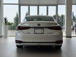 2020 Lexus ES 300h | TOIT | CUIR | NAV | CARPLAY | CAMÉRA 360 +++ in Laval, Quebec - 6 - w320h240px