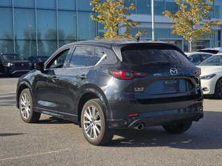 2023 Mazda CX-5 Signature AWD | 8 PNEUS | BAS KM | CUIR | NAV | TOIT | CAMÉRA 360 | BOSE | CARPLAY +++ in Laval, Quebec - 6 - w320h240px