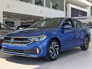 Volkswagen Jetta Highline TOIT | CUIR | CAMÉRA | CARPLAY | BAS KM +++ 2022 à Laval, Québec - 3 - w320h240px