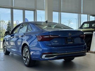 Volkswagen Jetta Highline TOIT | CUIR | CAMÉRA | CARPLAY | BAS KM +++ 2022 à Laval, Québec - 5 - w320h240px