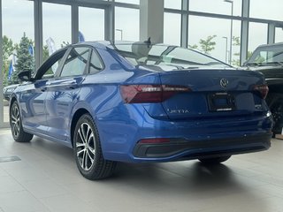 Volkswagen Jetta Comfortline SPORT PACK | TOIT | CARPLAY | CUIR +++ 2023 à Laval, Québec - 6 - w320h240px