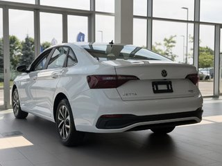 Volkswagen Jetta Trendline | BAS KM | CARPLAY | CAMÉRA | SIÈGES CHAUFFANTS +++ 2023 à Laval, Québec - 6 - w320h240px